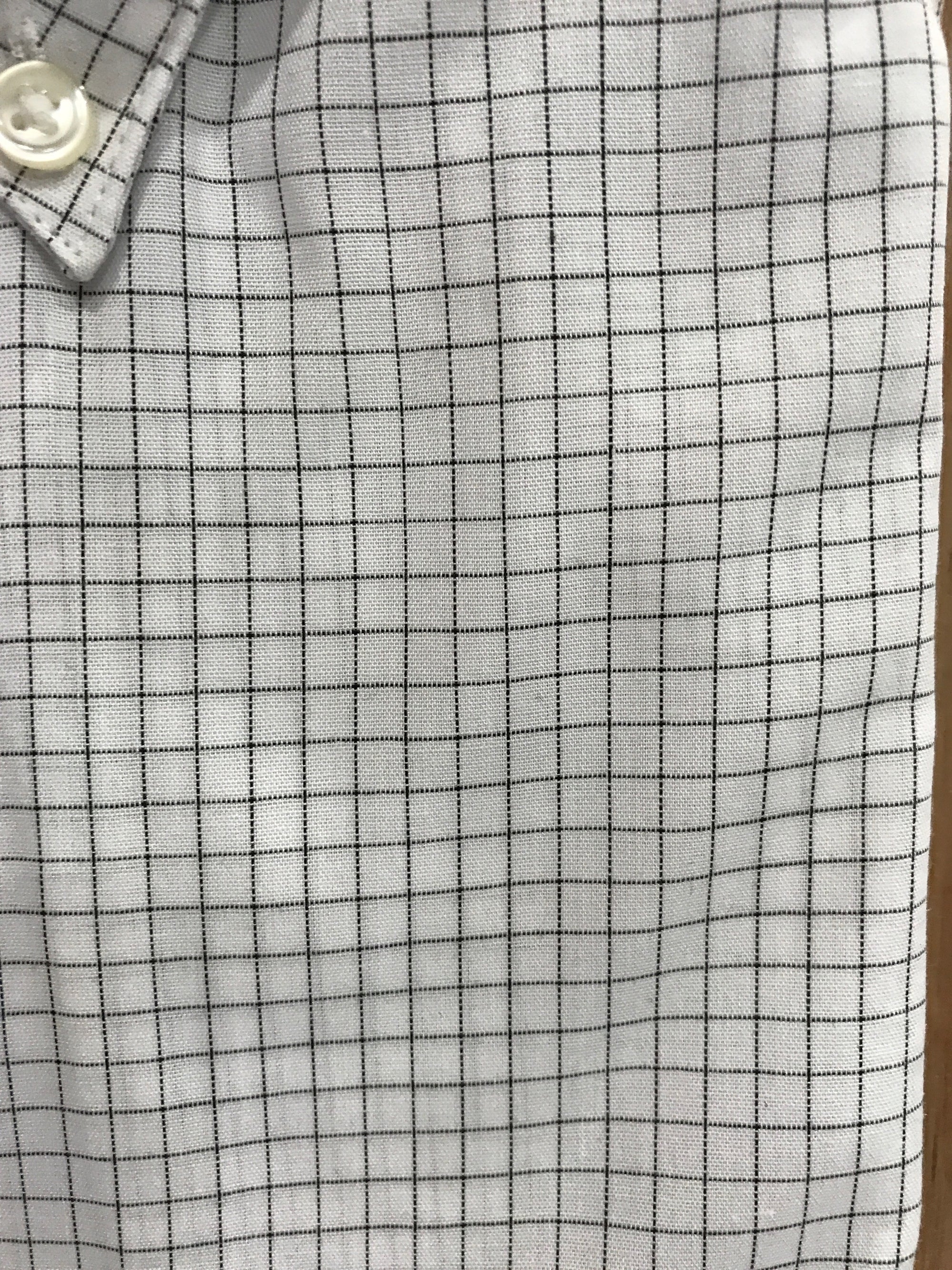 Van Heusen Mens Short Sleeve Shirt • White with Black Check