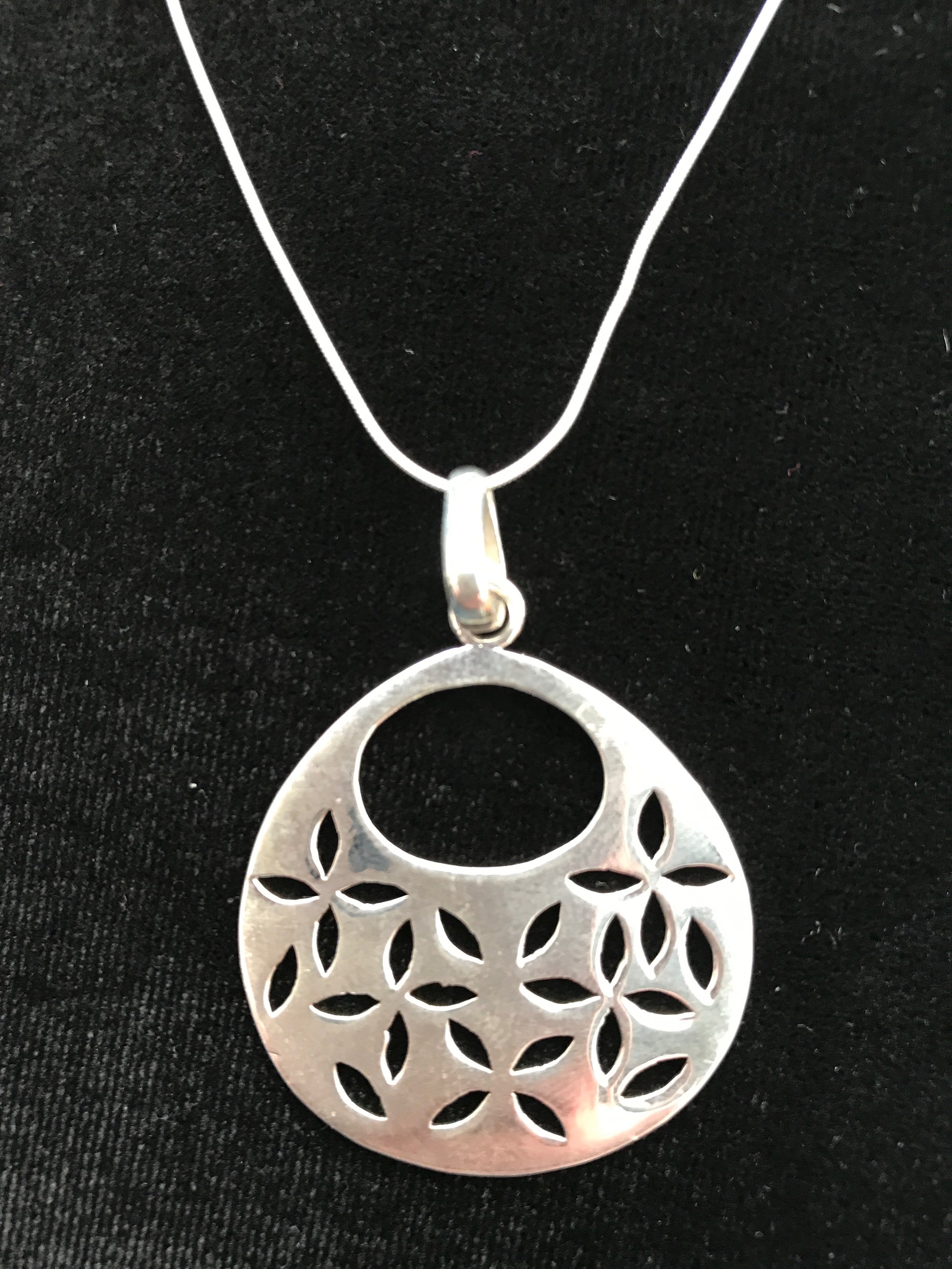 Art Deco Style Silver Pendant and Chain