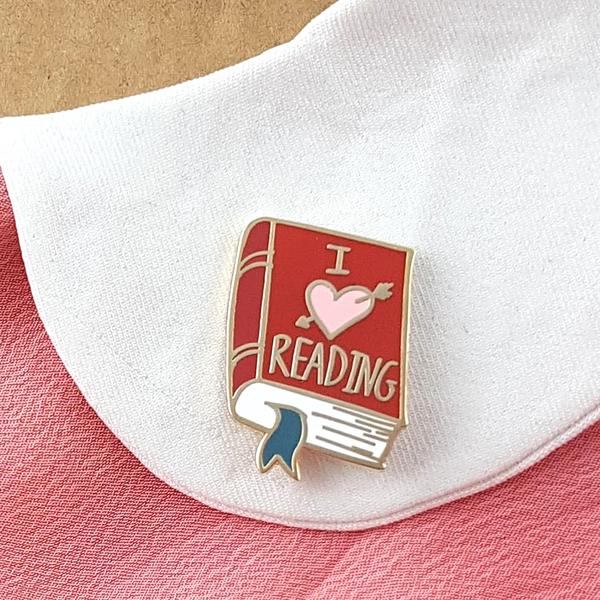 Jubly Umph Lapel Pin • I Heart Reading