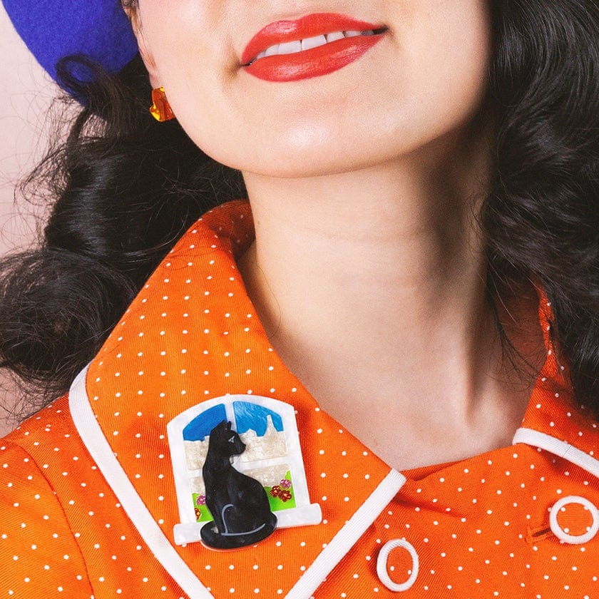 Erstwilder Brooch • Le Chat Le Reveur